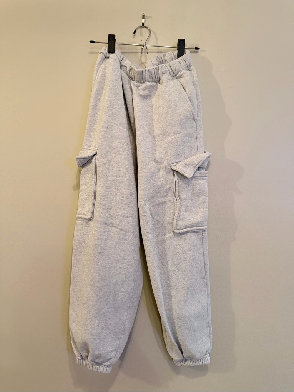 Abercrombie & Fitch Cozy Light Gray Cargo Sweatpants